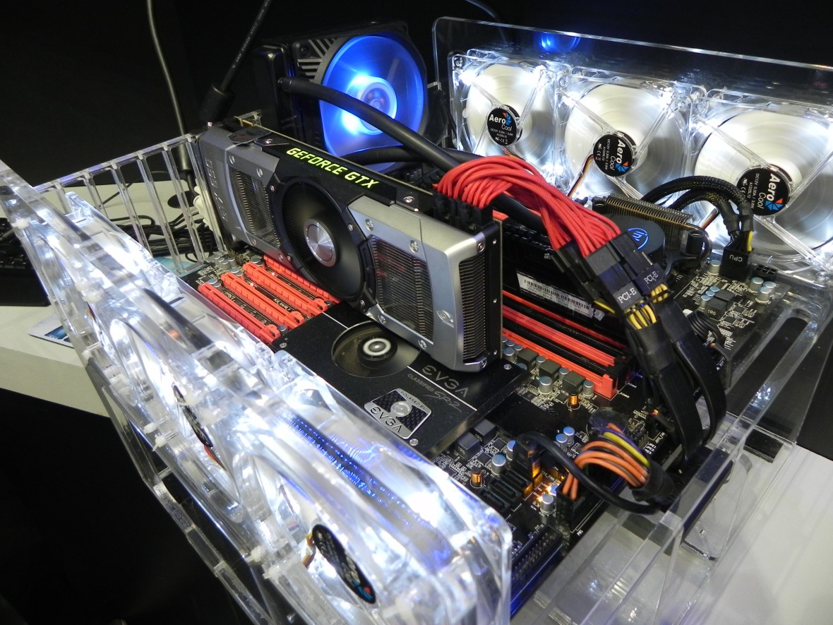 Brasil Game Show 2013 [BGS 2013] GTX 690 PC
