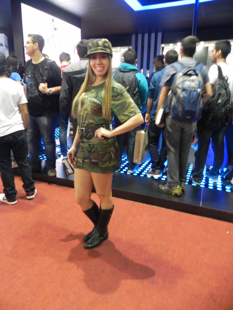 [BGS 2013] Battlefield 4 booth babe