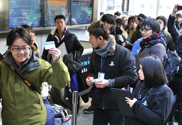 sony-ps4-japan-launch