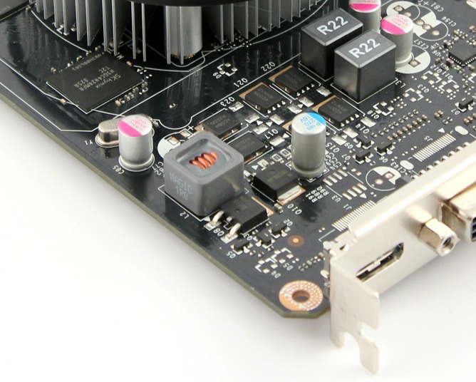 GTX 750 Ti SLI conector