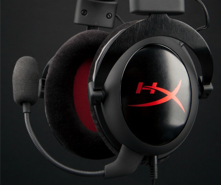HyperX_Cloud_headset_black_Cloud-Redcup_headset-side