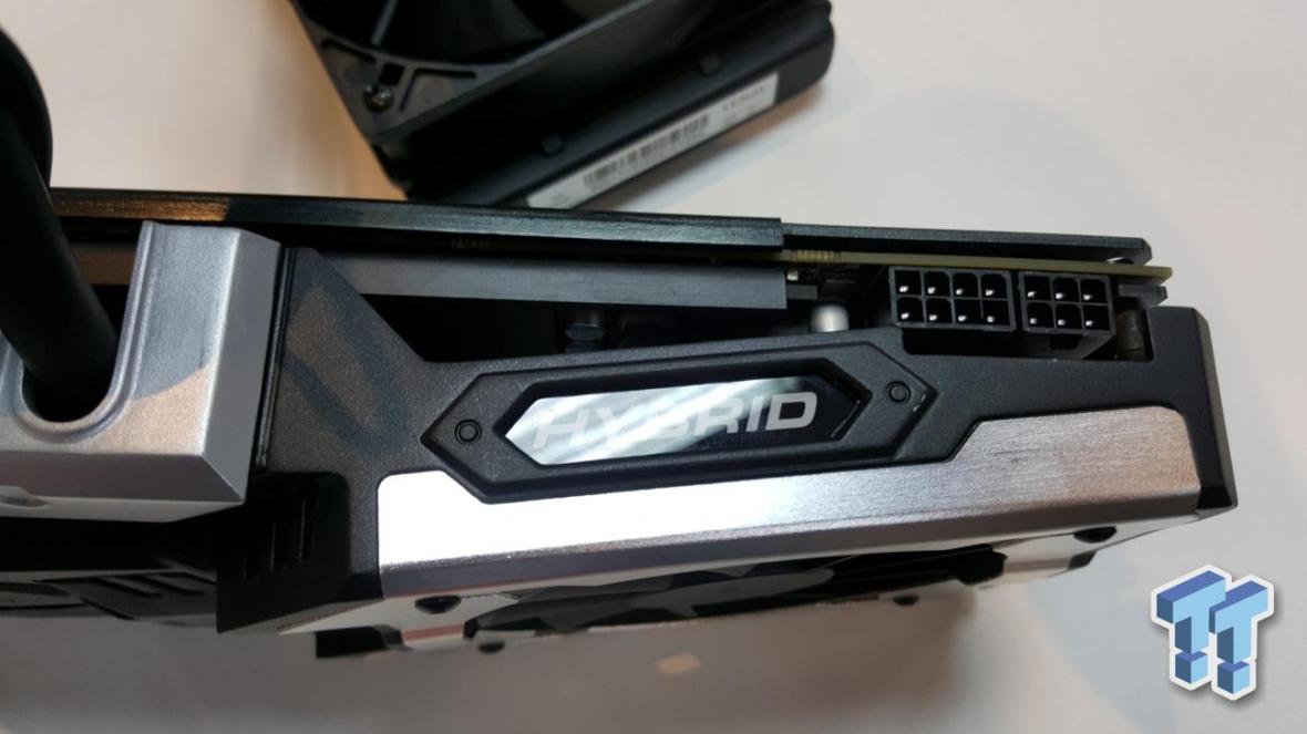 powercolors-next-gen-radeon-r9-390x-video-cards_powe-conector